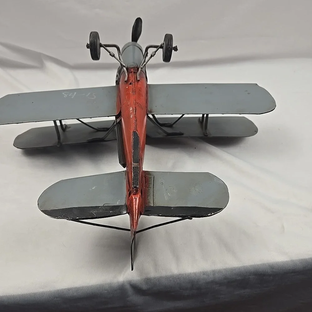 Biplane‎ Gray And Red 12